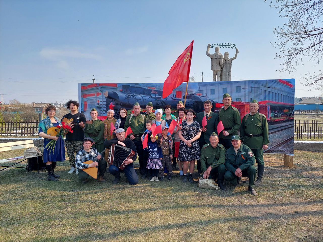 Инсталяция Поезд победы. Сотрудники Даурского заповедника Инсталяция Поезд победы. Сотрудники Даурского заповедника